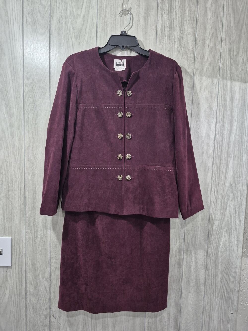 Women's Leslie Fay Burgandy Skirt Suit Size 12 Business Boss Lady Career Office